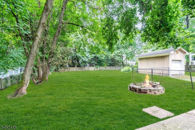 Property listing MLS 4045767 photo 36