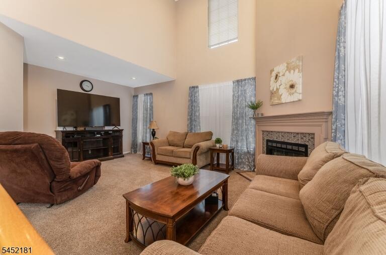 Property listing MLS 4045804 photo 17