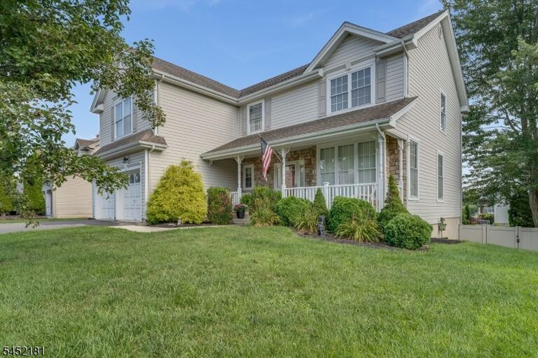 Property listing MLS 4045804 photo 2