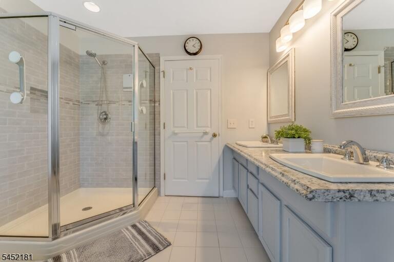Property listing MLS 4045804 photo 25