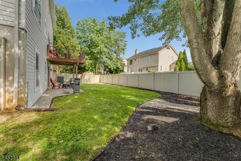Property listing MLS 4045804 photo 44