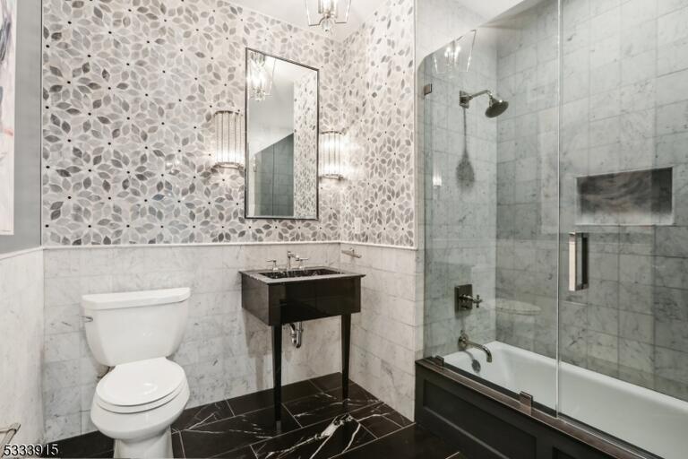 Property listing MLS 4045900 photo 18