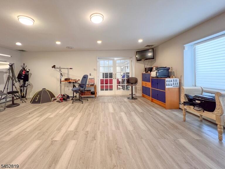Property listing MLS 4045978 photo 31