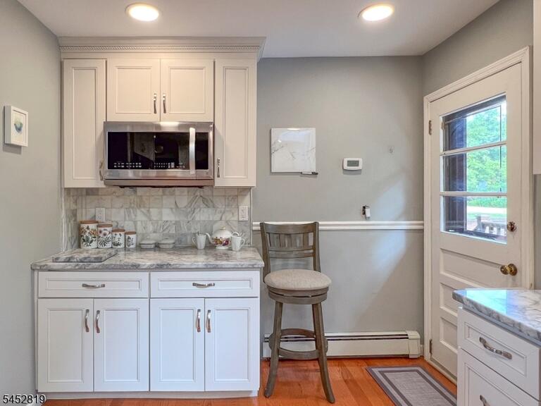 Property listing MLS 4045978 photo 9