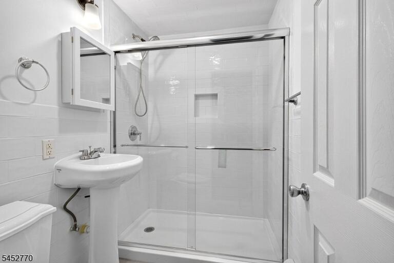 Property listing MLS 4045993 photo 8
