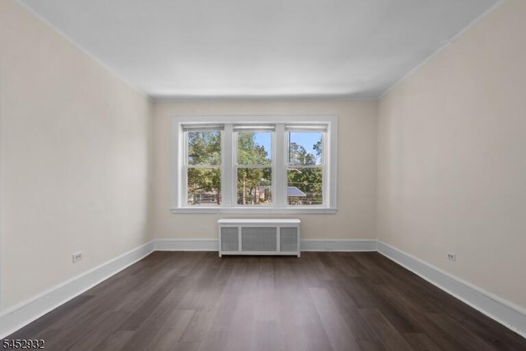 Property listing MLS 4046042 photo 9