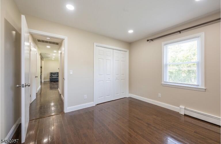 Property listing MLS 4046060 photo 17