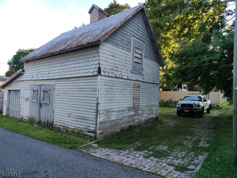 Property listing MLS 4046151 photo 36