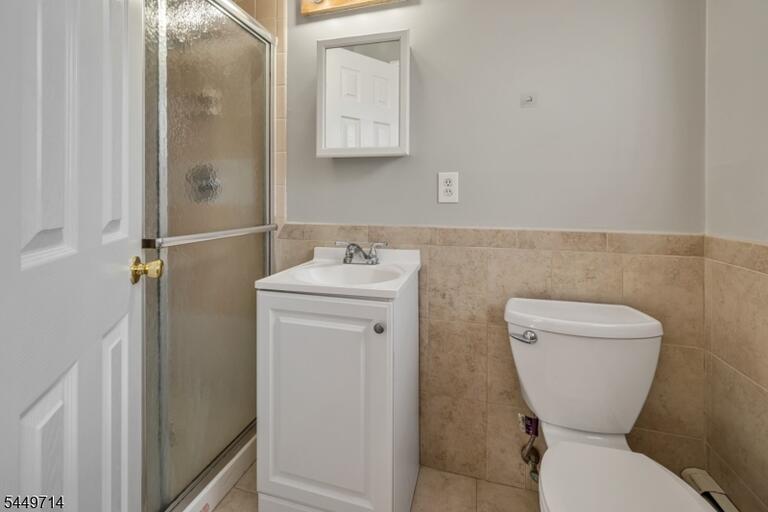 Property listing MLS 4046180 photo 32