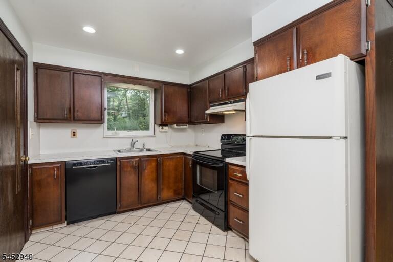 Property listing MLS 4046261 photo 12