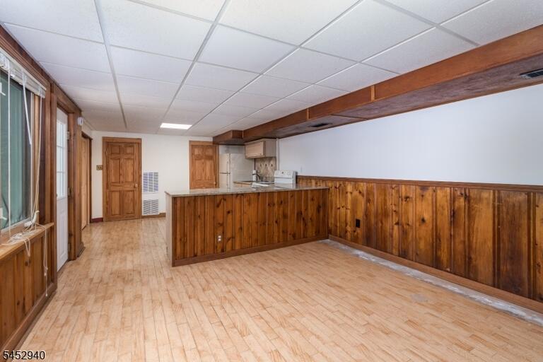 Property listing MLS 4046261 photo 23