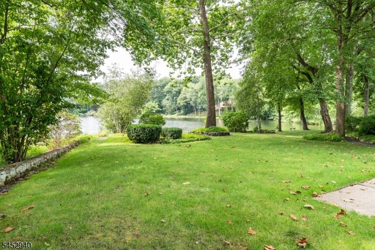 Property listing MLS 4046261 photo 31