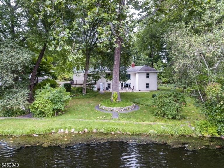 Property listing MLS 4046261 photo 7