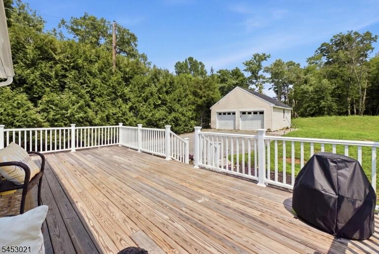 Property listing MLS 4046277 photo 29