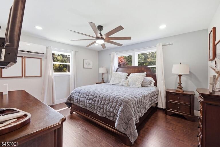 Property listing MLS 4046277 photo 40