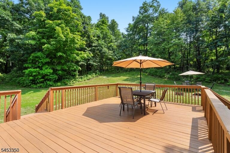 Property listing MLS 4046417 photo 23