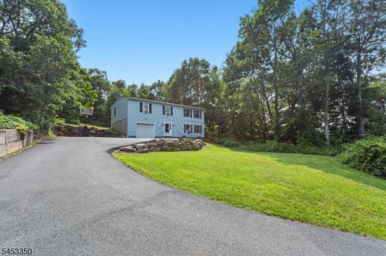 Property listing MLS 4046417 photo 32