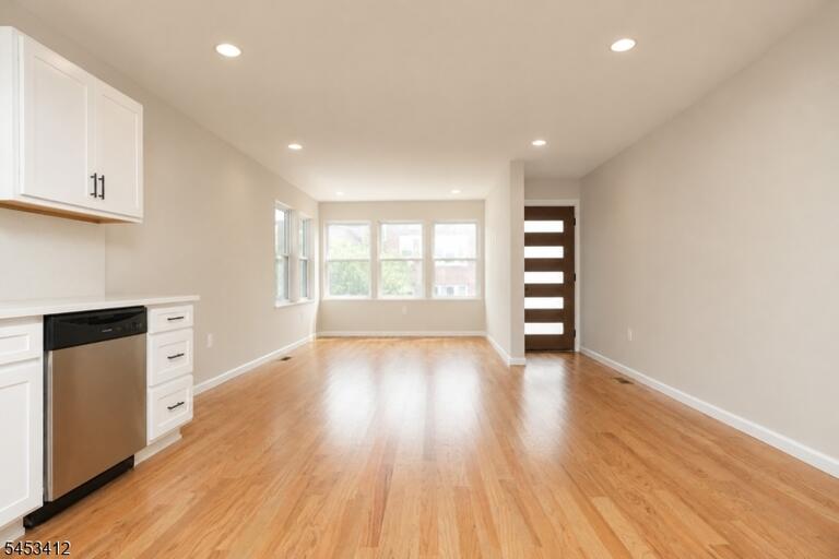 Property listing MLS 4046476 photo 6
