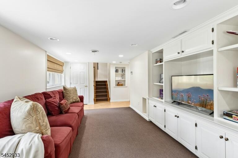 Property listing MLS 4046502 photo 23