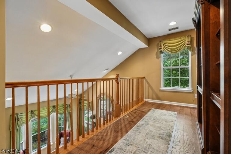 Property listing MLS 4046550 photo 21