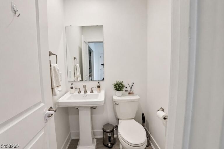 Property listing MLS 4046566 photo 24