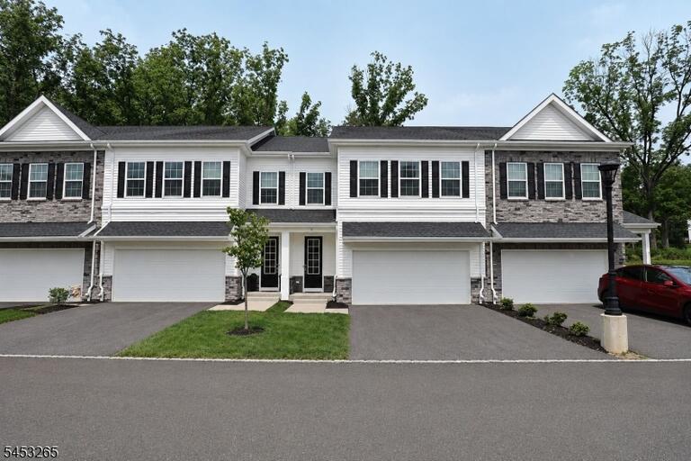 Property listing MLS 4046566 photo 41