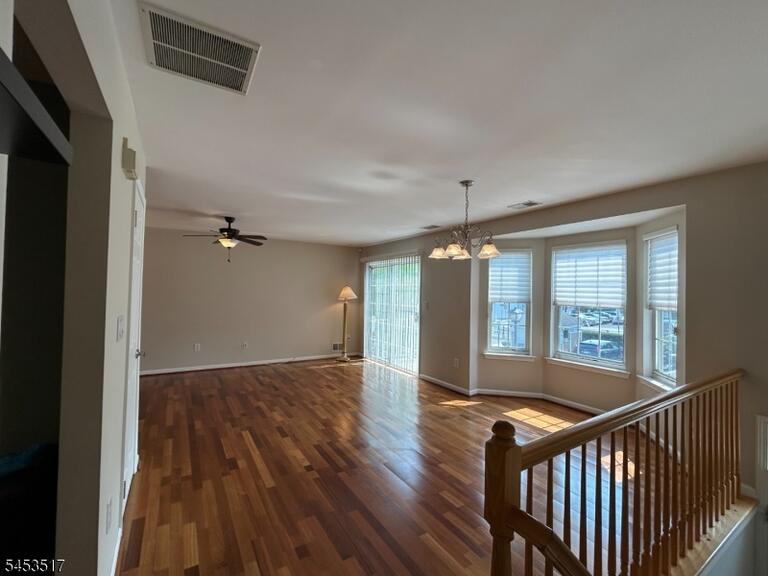 Property listing MLS 4046576 photo 4