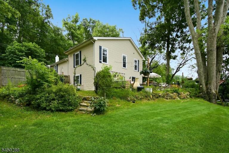Property listing MLS 4046615 photo 28