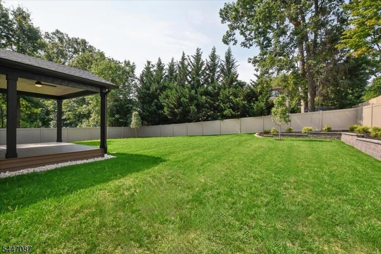 Property listing MLS 4046640 photo 45
