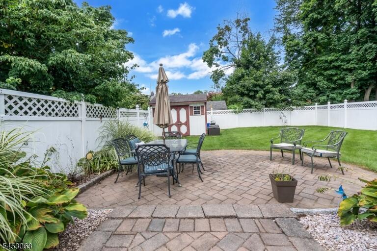 Property listing MLS 4046756 photo 27