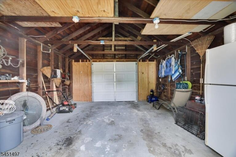 Property listing MLS 4046806 photo 16