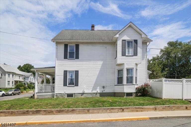 Property listing MLS 4046806 photo 7