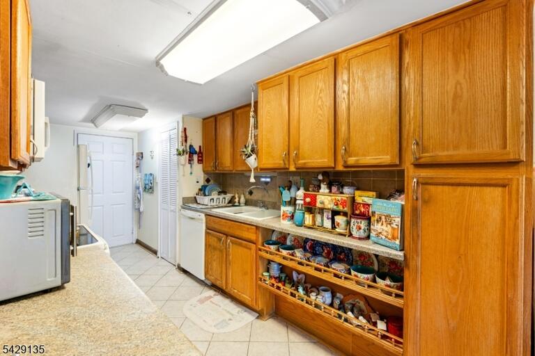Property listing MLS 4046849 photo 8