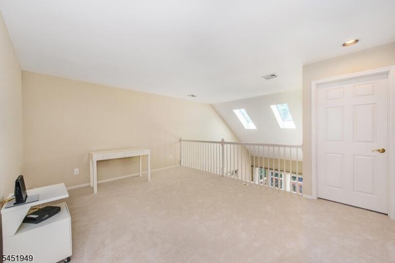 Property listing MLS 4046863 photo 23