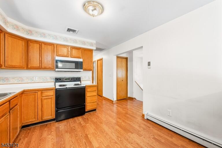 Property listing MLS 4046875 photo 5