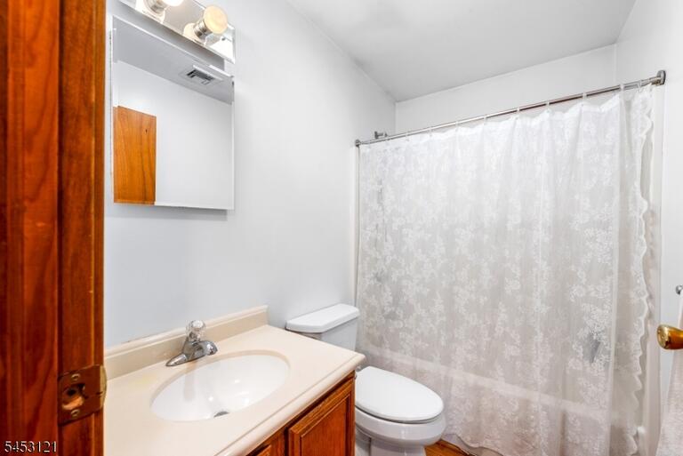 Property listing MLS 4046875 photo 9