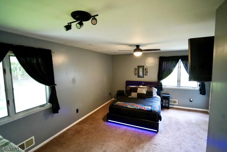 Property listing MLS 4046911 photo 17