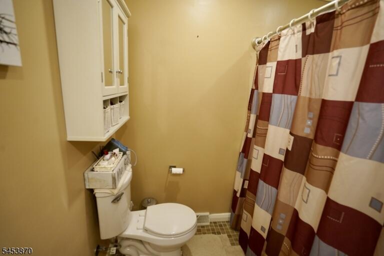 Property listing MLS 4046911 photo 25