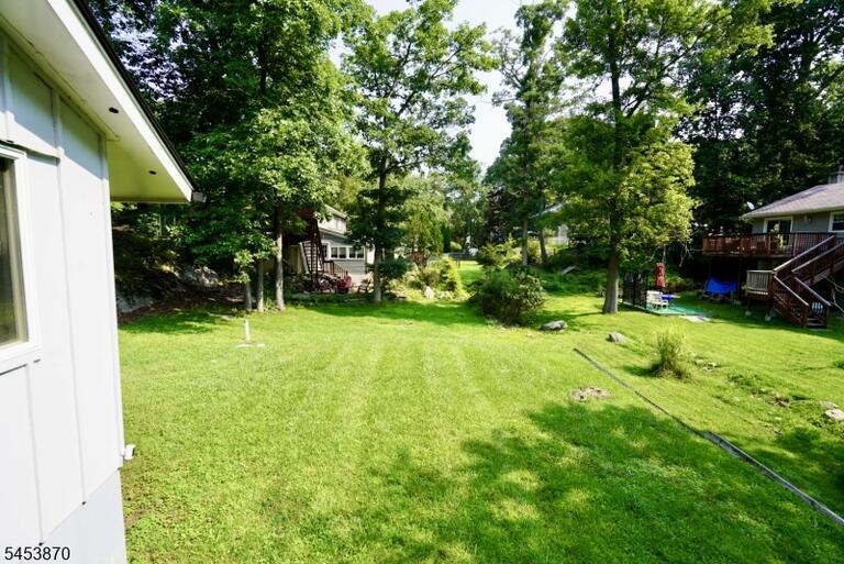 Property listing MLS 4046911 photo 31