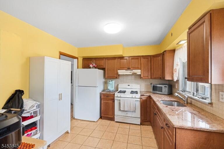 image-4046926-15.jpeg