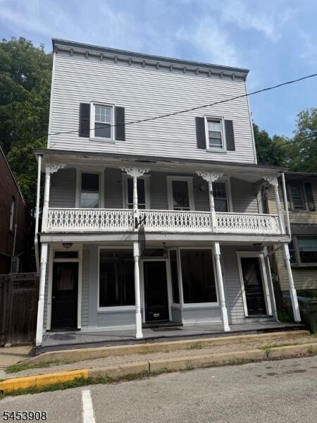 Property listing MLS 4046932 photo 2