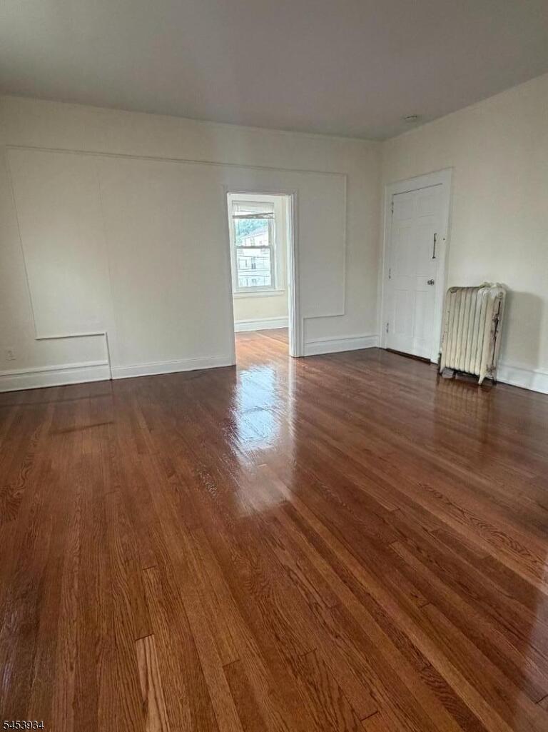 Property listing MLS 4046953 photo 3