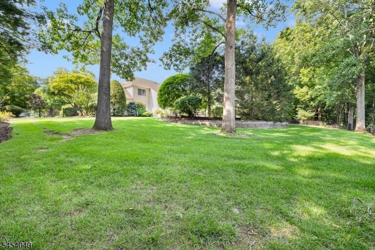 Property listing MLS 4047041 photo 46