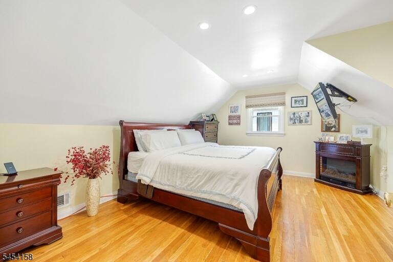 Property listing MLS 4047145 photo 13