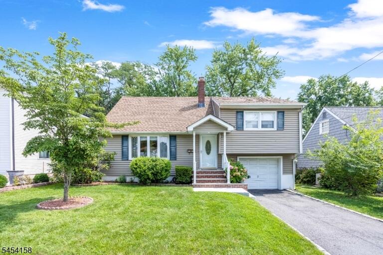 Property listing MLS 4047145 photo 2