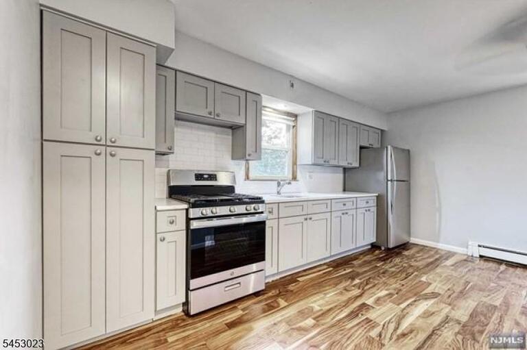 Property listing MLS 4047215 photo 1