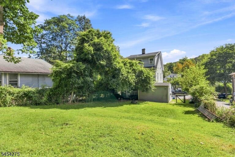 Property listing MLS 4047224 photo 4