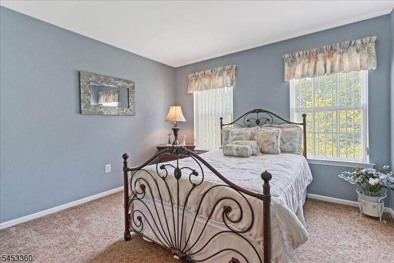 Property listing MLS 4047273 photo 19