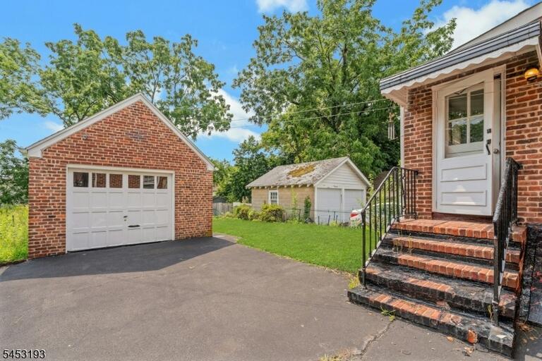 Property listing MLS 4047313 photo 21