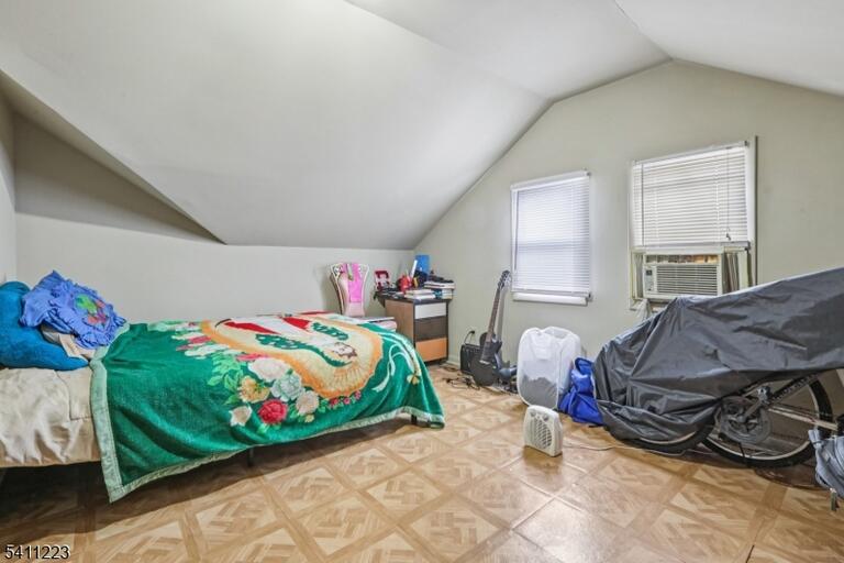 Property listing MLS 4047322 photo 27